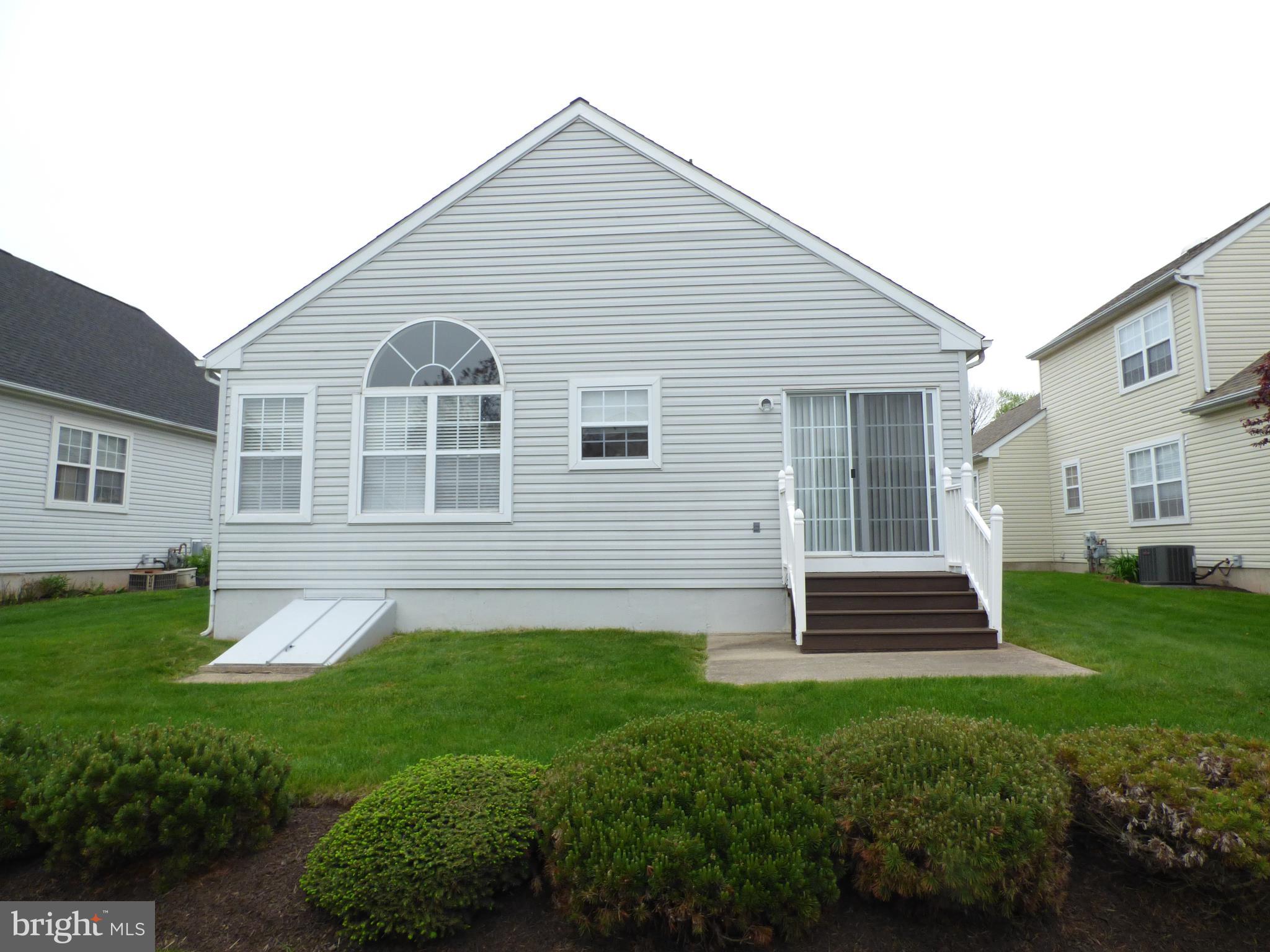 33 Longcross Road Royersford, PA 19468 - Photo 5 of 22 Exterior Back