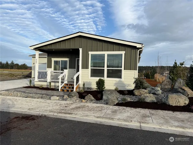 $329,500 | 984 North Iris Avenue, Sequim, WA 98382