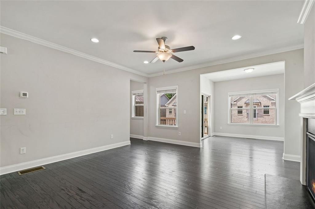 1463 Edgebrook Court Northeast, Unit 14 Atlanta, GA 30329 - Photo 14 of 35