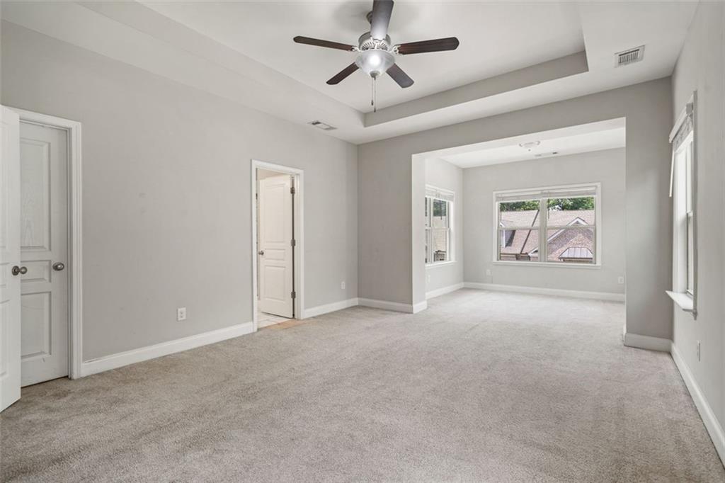 1463 Edgebrook Court Northeast, Unit 14 Atlanta, GA 30329 - Photo 20 of 35