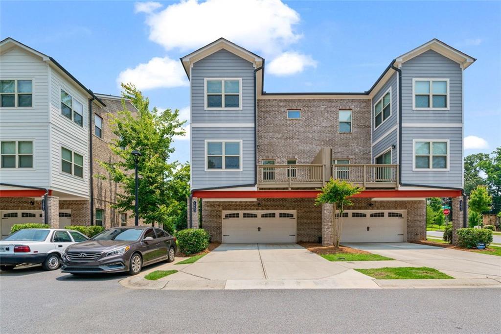 1463 Edgebrook Court Northeast, Unit 14 Atlanta, GA 30329 - Photo 32 of 35