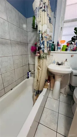 $165,000 | 3927 Gravois Avenue, St. Louis, MO 63116