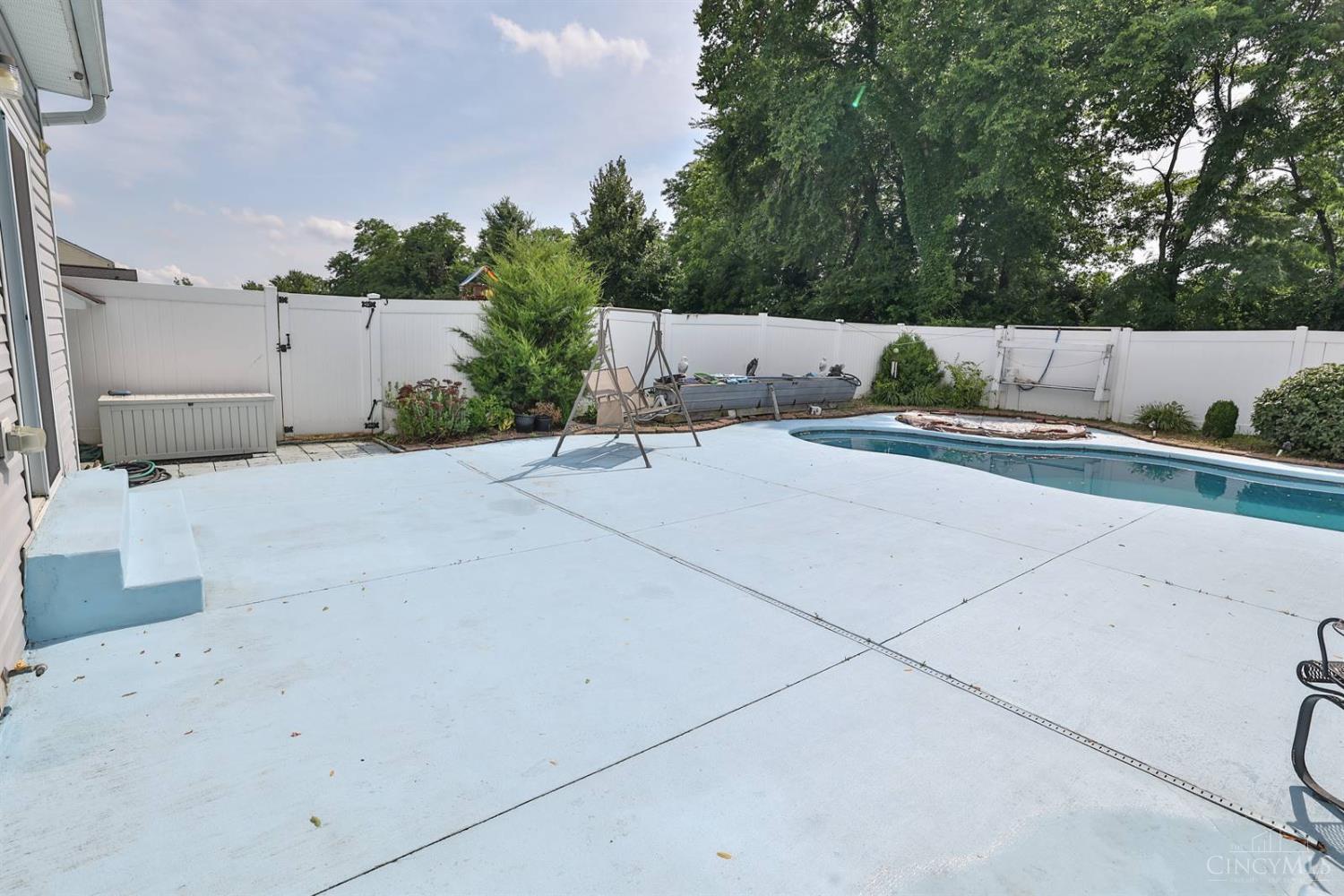 7307 Hunters Ridge Lane Cincinnati, OH 45247 - Photo 46 of 69