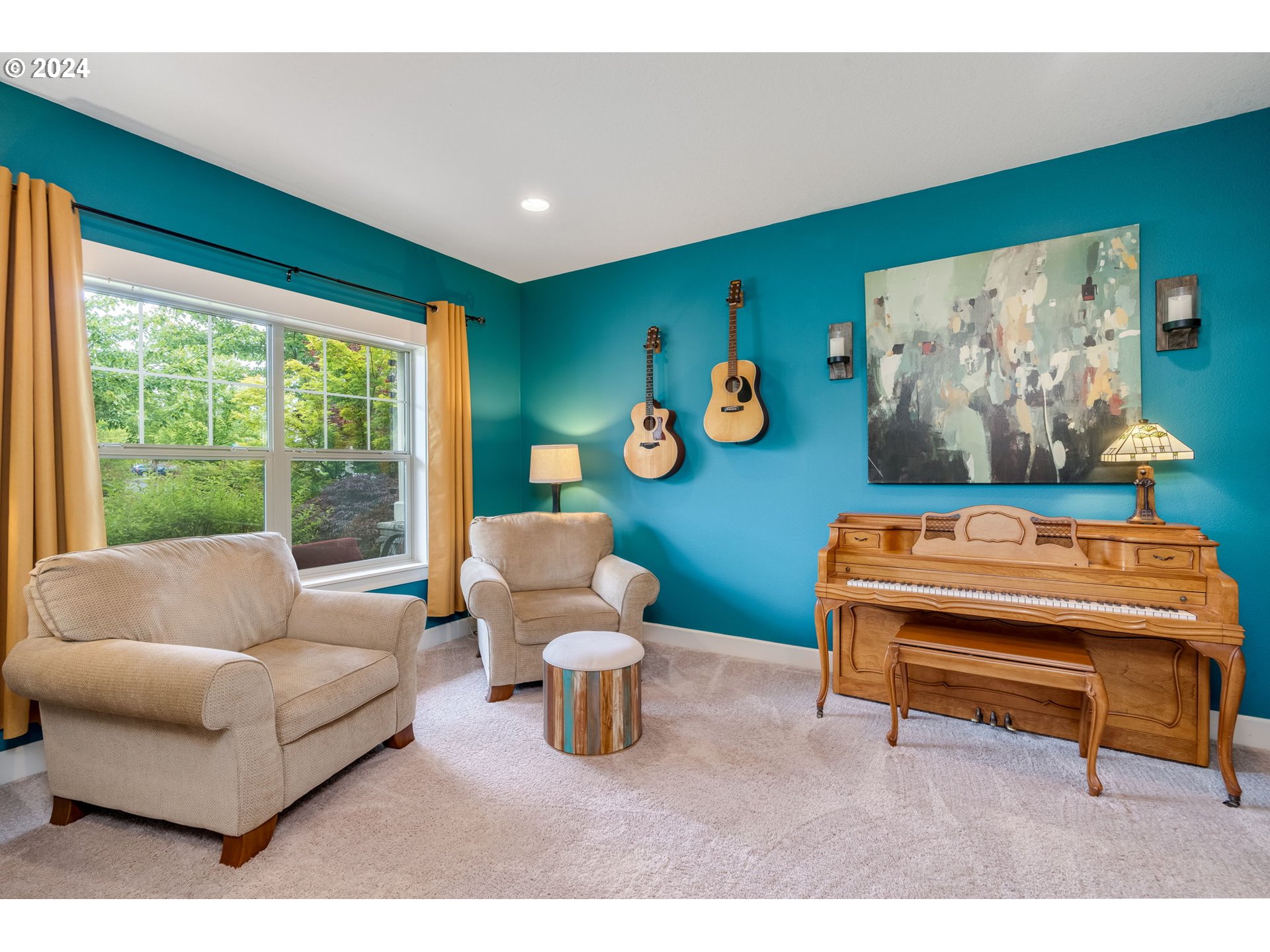 15057 Southeast Glenbrook Road Happy Valley, OR 97015 - Photo 4 of 43 a living room with furniture and a large window