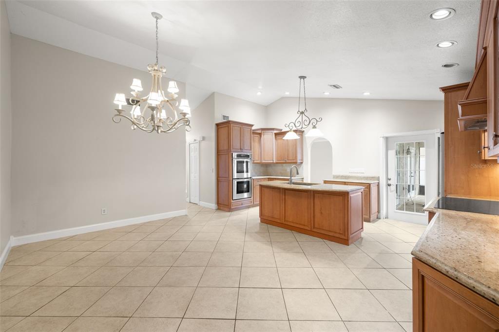 6712 Ranger Drive Tampa, FL 33615 - Photo 4 of 36