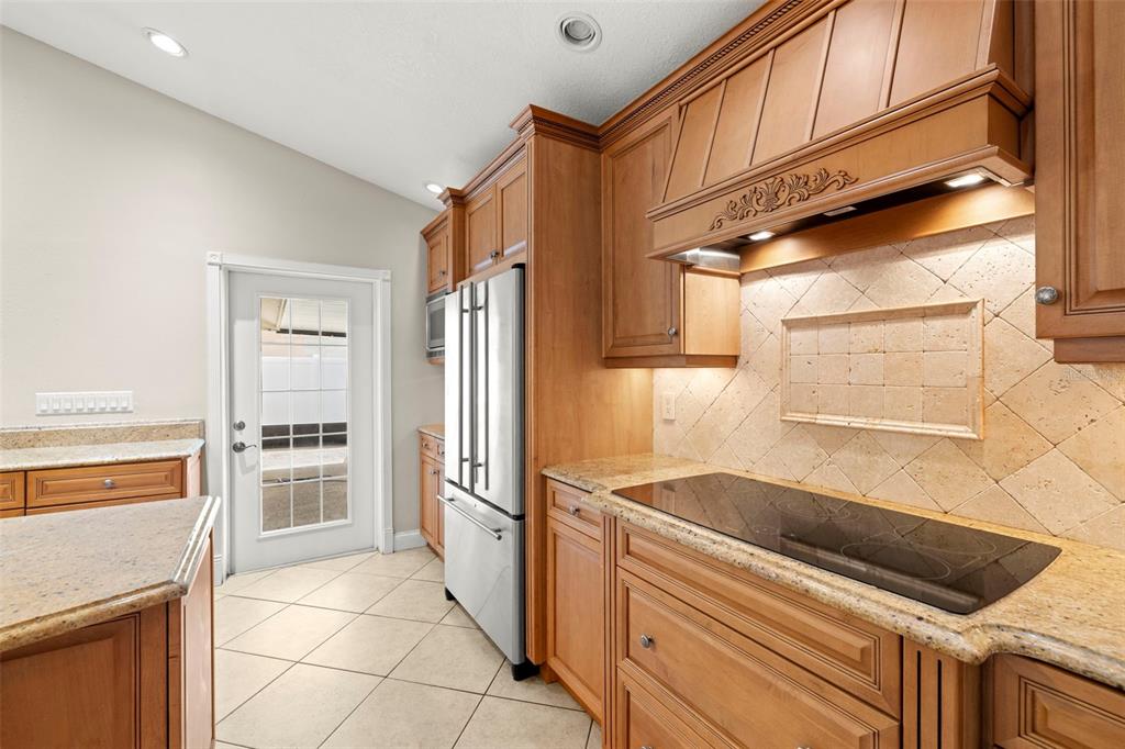 6712 Ranger Drive Tampa, FL 33615 - Photo 8 of 36