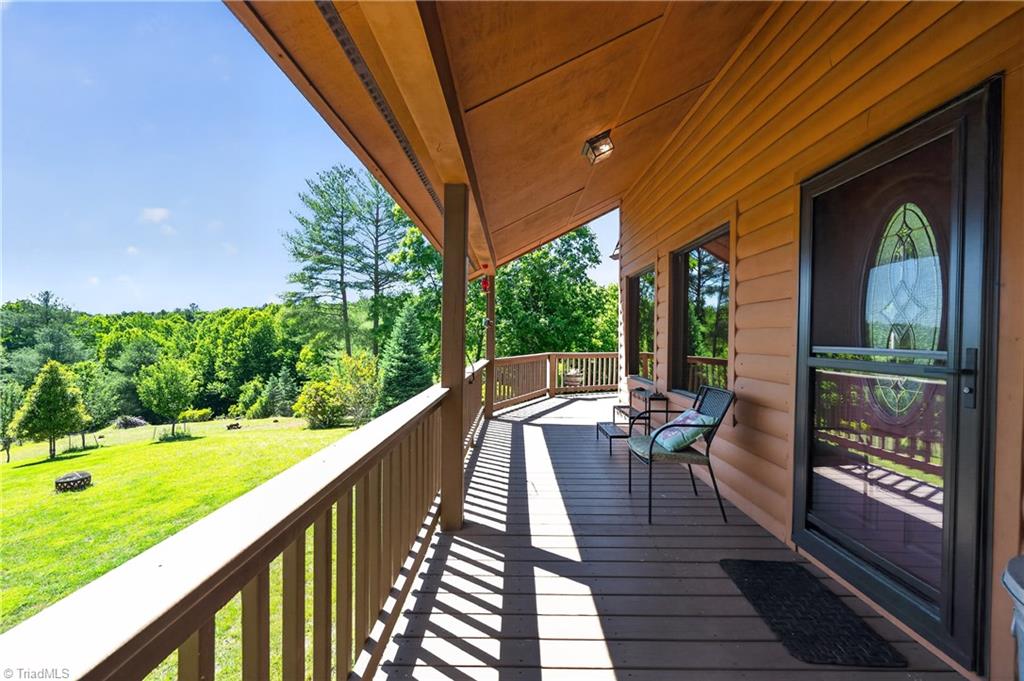 354 Two Rivers Drive Independence, VA 24348 - Photo 9 of 50 Gallery Image 9