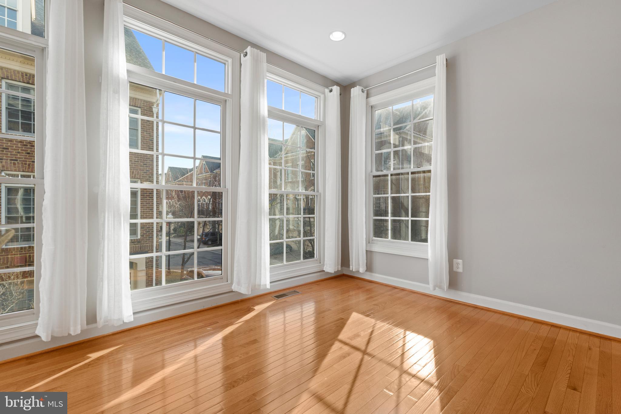 5174 Brawner Place Alexandria, VA 22304 - Photo 20 of 63