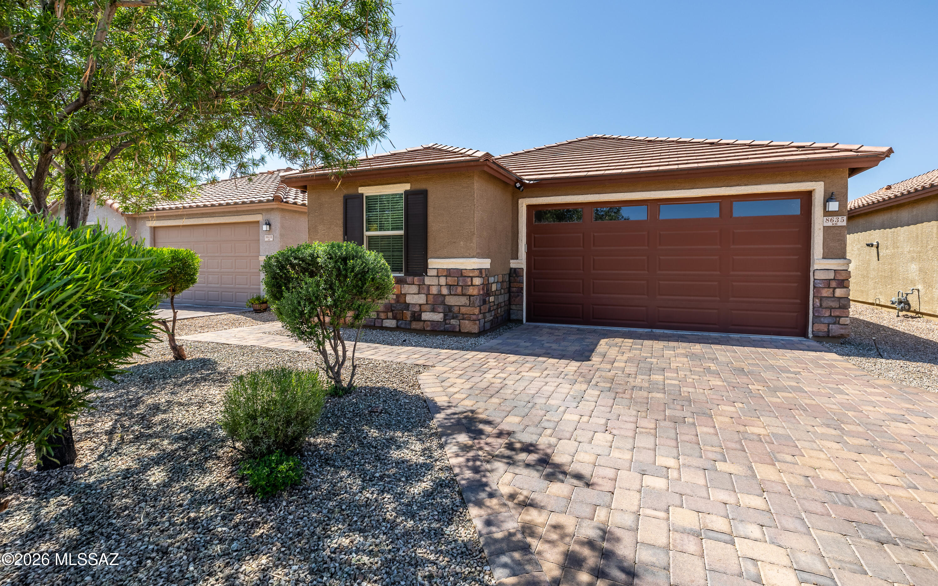 8635 North Rome Court Tucson, AZ 85742 - Photo 1 of 27 Brick Paved Driveway