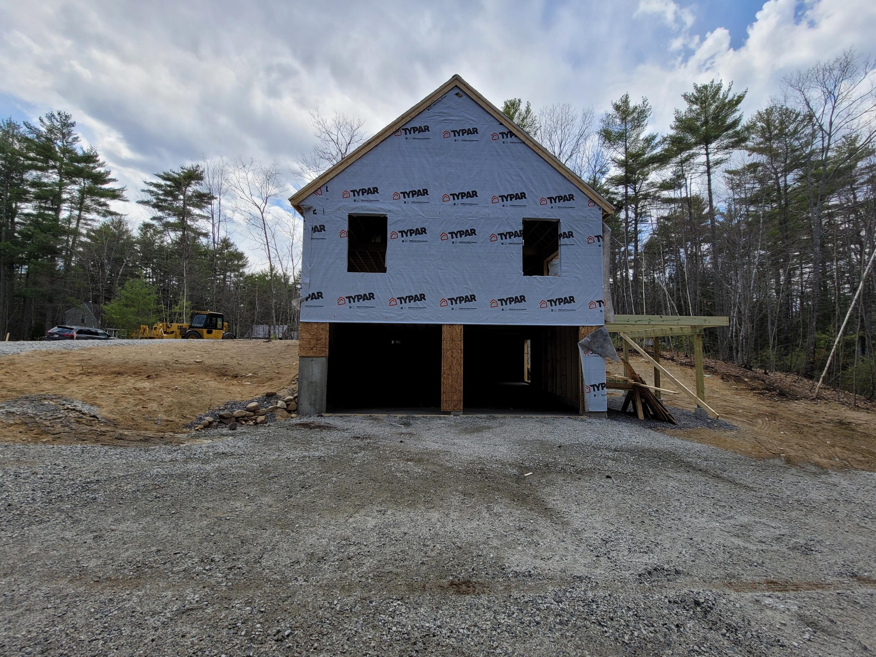 213 Old Portland Road North Waterboro, ME 04061 - Photo 6 of 19 jufree family and garage