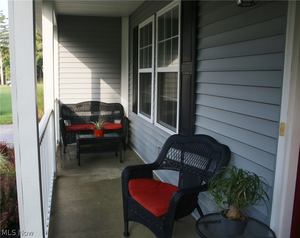 5717 Lockwood Road Madison, OH 44057 - Photo 25 of 29 FRONT PORCH