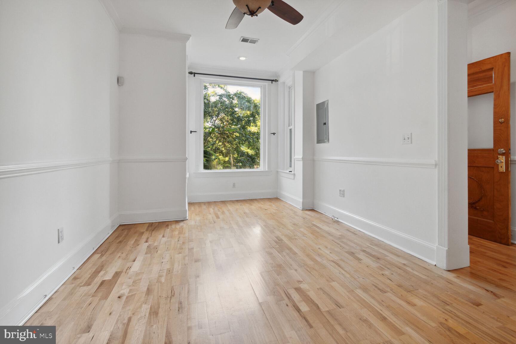 443 12th Street Northeast Washington, DC 20002 - Photo 6 of 27