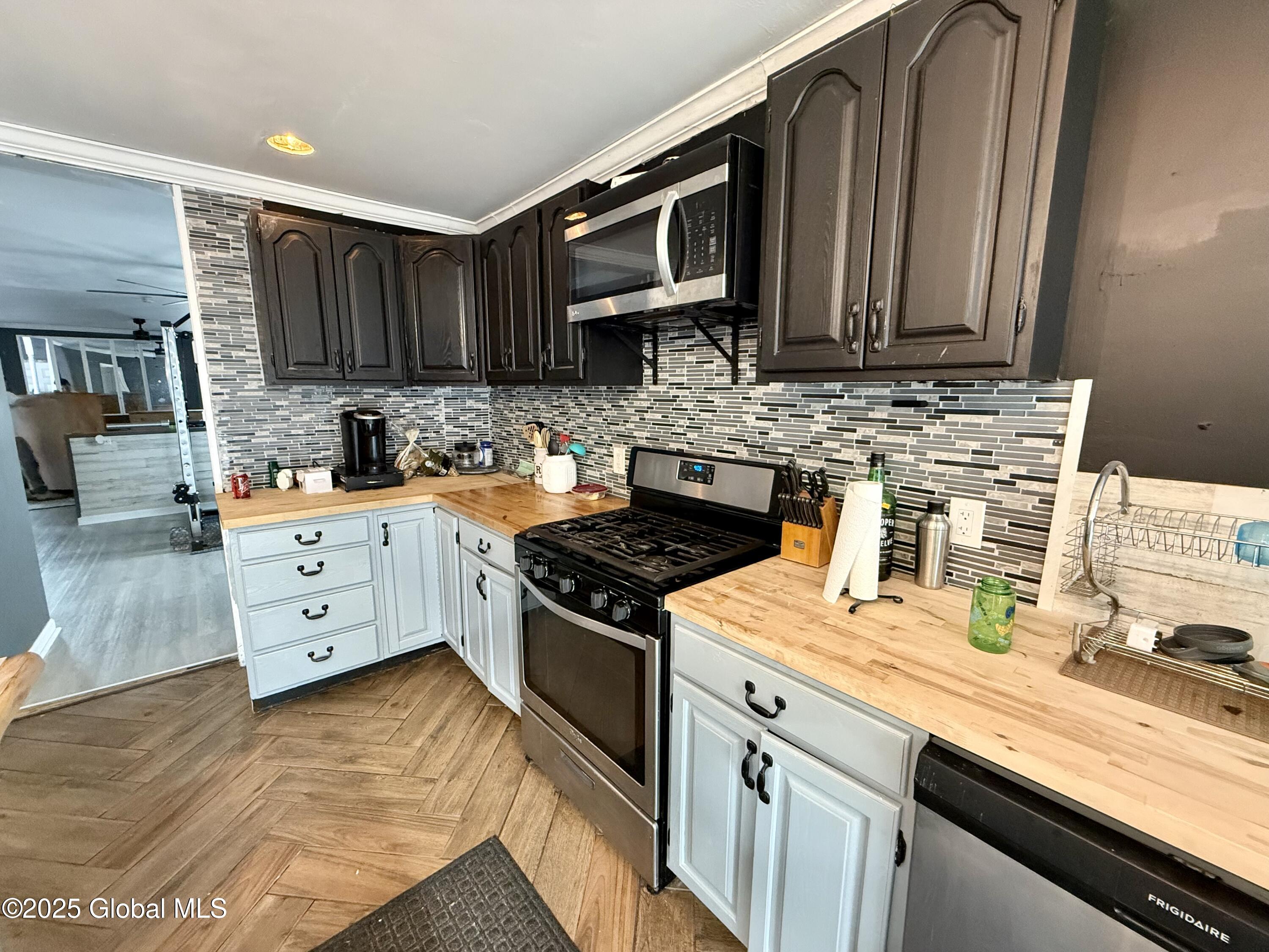 243 North Perry Street Johnstown, NY 12095 - Photo 12 of 28 IMG_1755