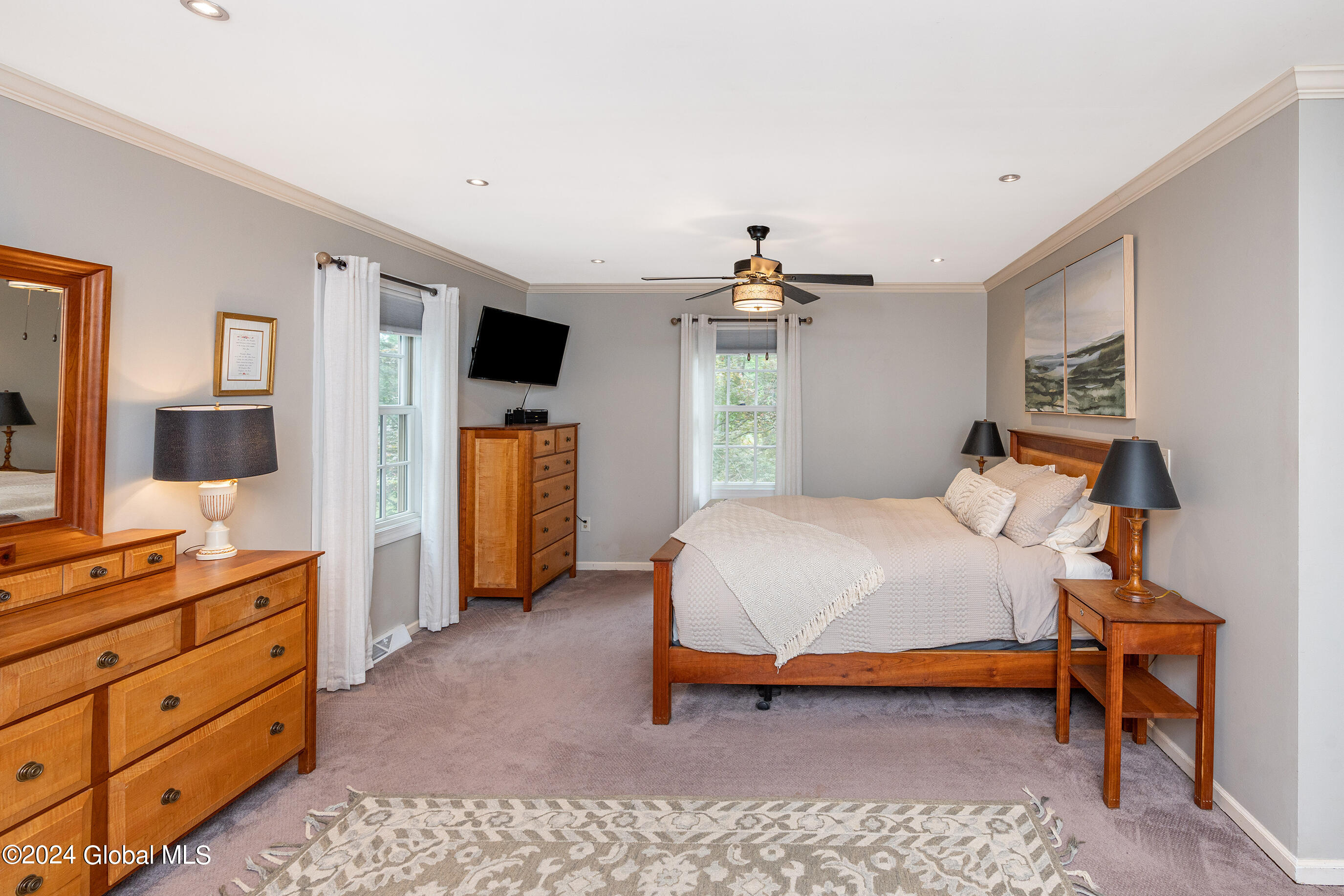 22 Ruxton Road Bethlehem, NY 12054 - Photo 27 of 60 051-22-Ruxton-Rd