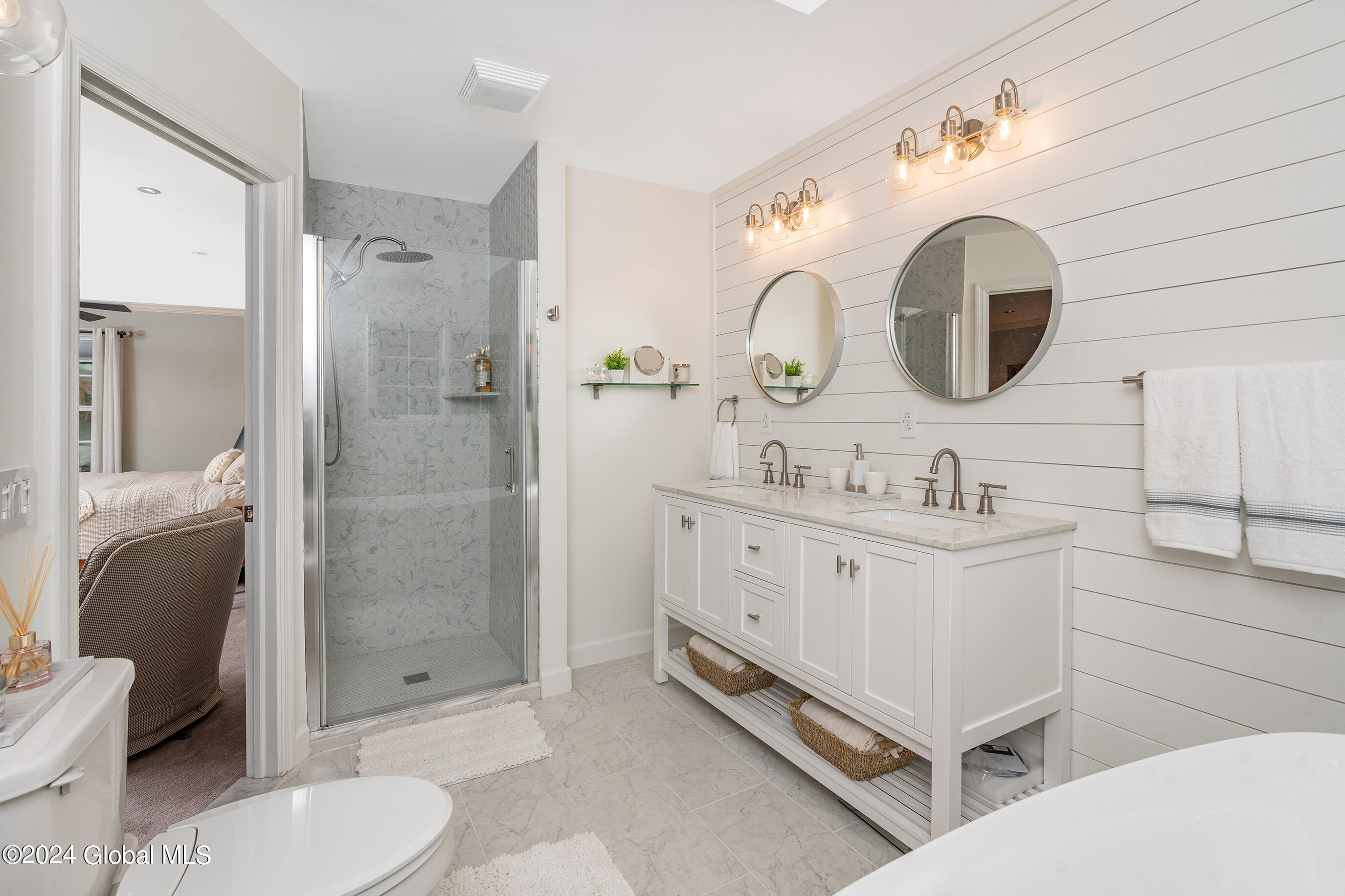 22 Ruxton Road Bethlehem, NY 12054 - Photo 31 of 60 054-22-Ruxton-Rd