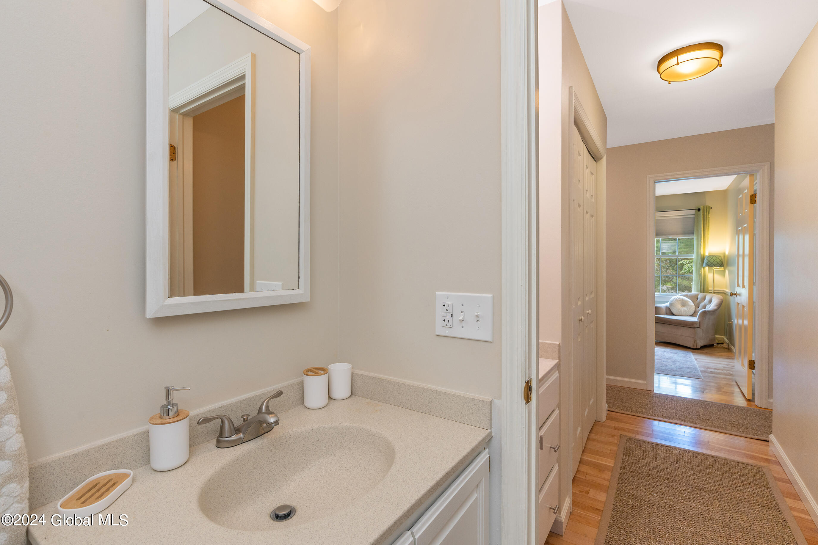 22 Ruxton Road Bethlehem, NY 12054 - Photo 40 of 60 056-22-Ruxton-Rd