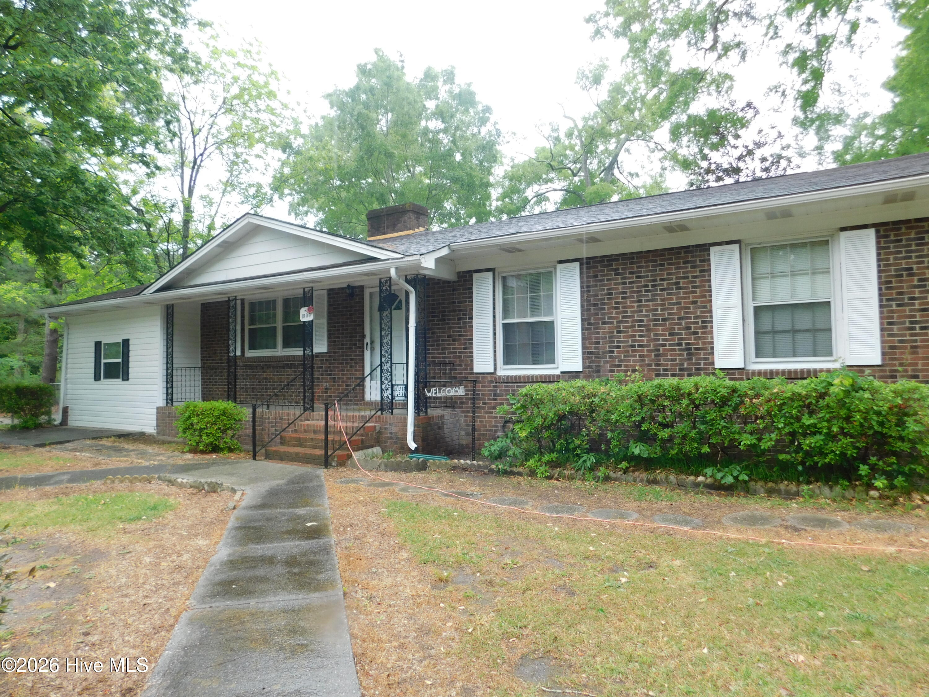 1003 Raleigh Street Laurinburg, NC 28352 - Photo 1 of 26 DSCN8898