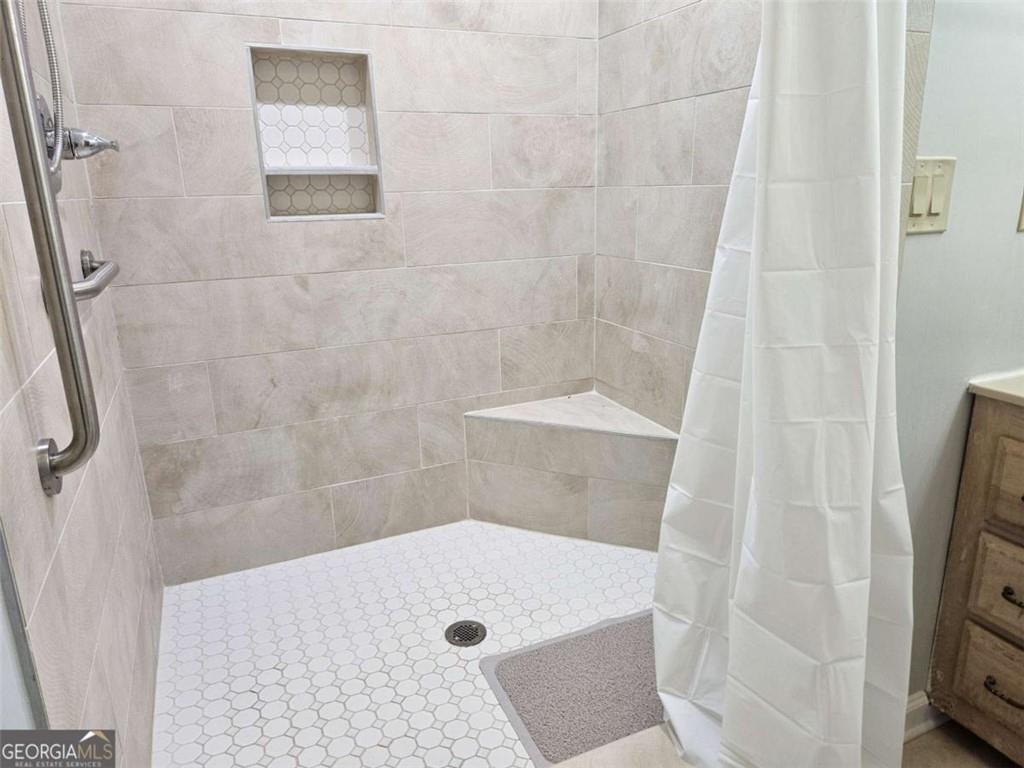 989 Rudolph Street Gainesville, GA 30501 - Photo 5 of 13