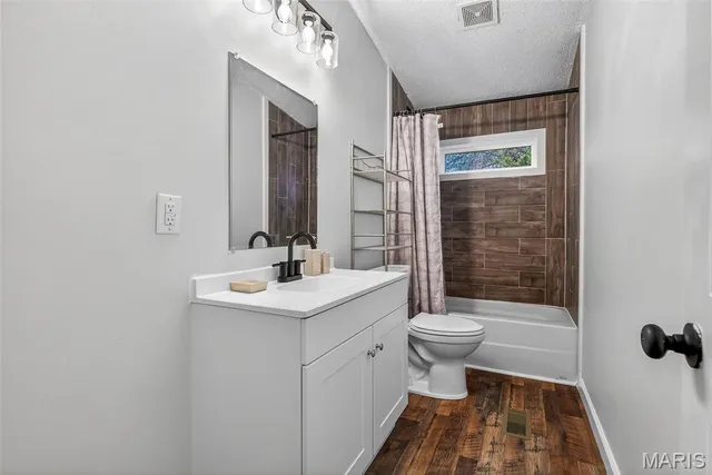 $178,000 | 10113 Camden Road, Cadet, MO 63630