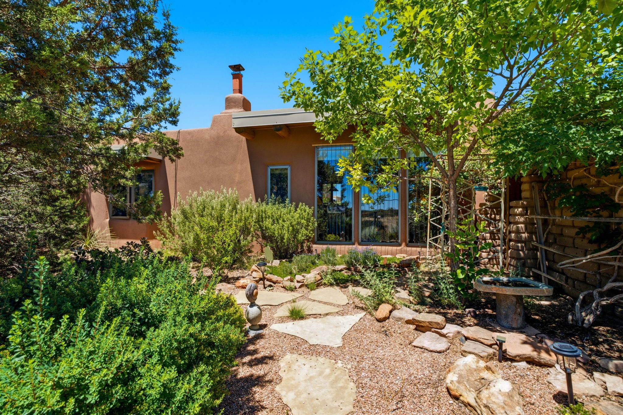 22 Mimosa Road Santa Fe, NM 87508 - Photo 32 of 51 Backyard