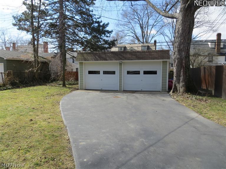 3312 Braemar Road Cleveland, OH 44120 - Photo 17 of 19 2 car garage