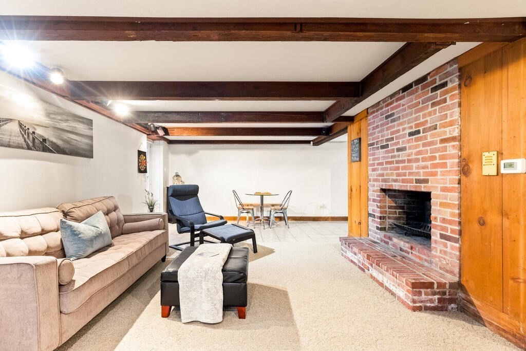 24 Robin Road Lynnfield, MA 01940 - Photo 32 of 42 Gallery Image 32