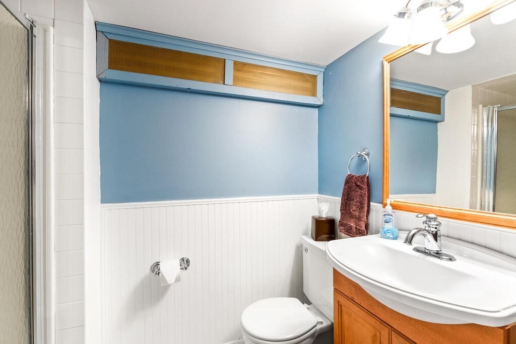 24 Robin Road Lynnfield, MA 01940 - Photo 34 of 42 Gallery Image 34