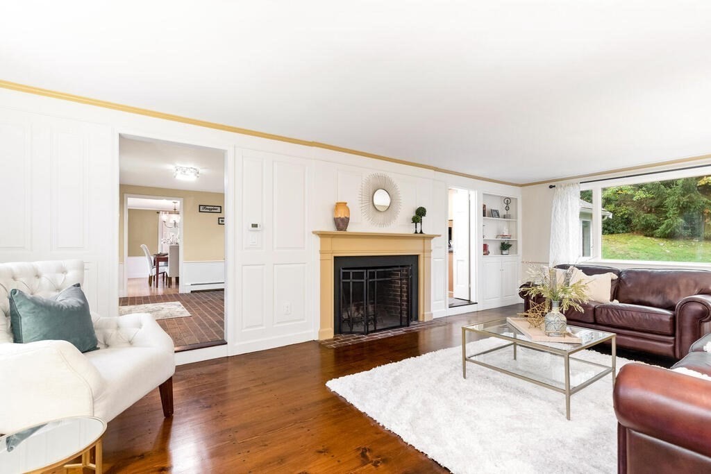 24 Robin Road Lynnfield, MA 01940 - Photo 6 of 42 Gallery Image 6