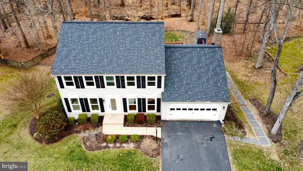 $3,950 | 13016 Smoketown Road, Woodbridge, VA 22192
