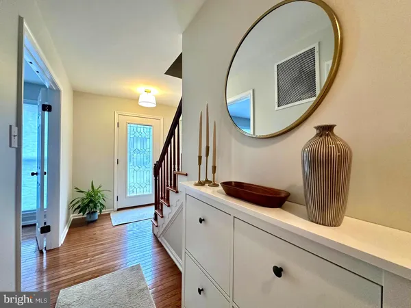 $3,950 | 13016 Smoketown Road, Woodbridge, VA 22192