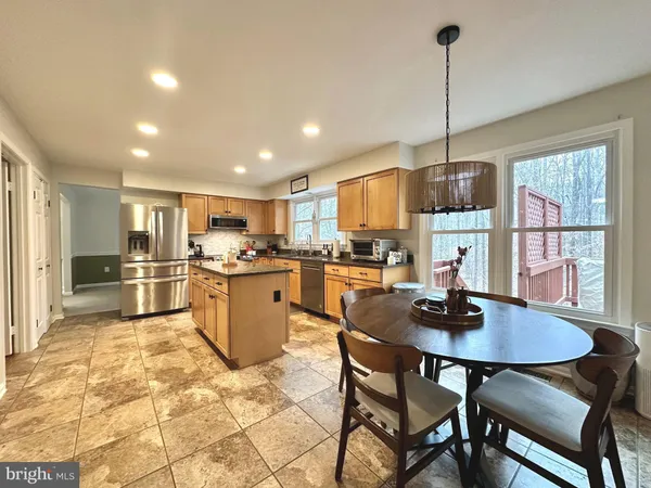 $3,950 | 13016 Smoketown Road, Woodbridge, VA 22192