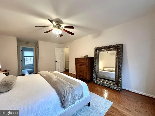 $3,950 | 13016 Smoketown Road, Woodbridge, VA 22192