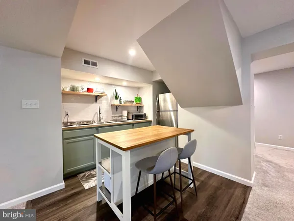 $3,950 | 13016 Smoketown Road, Woodbridge, VA 22192