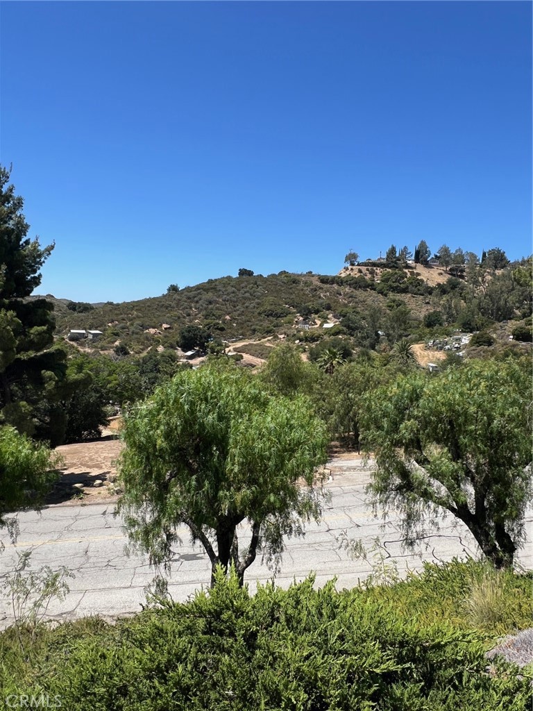 24303 Woolsey Canyon Road, Unit 4 West Hills, CA 91304 - Photo 4 of 49