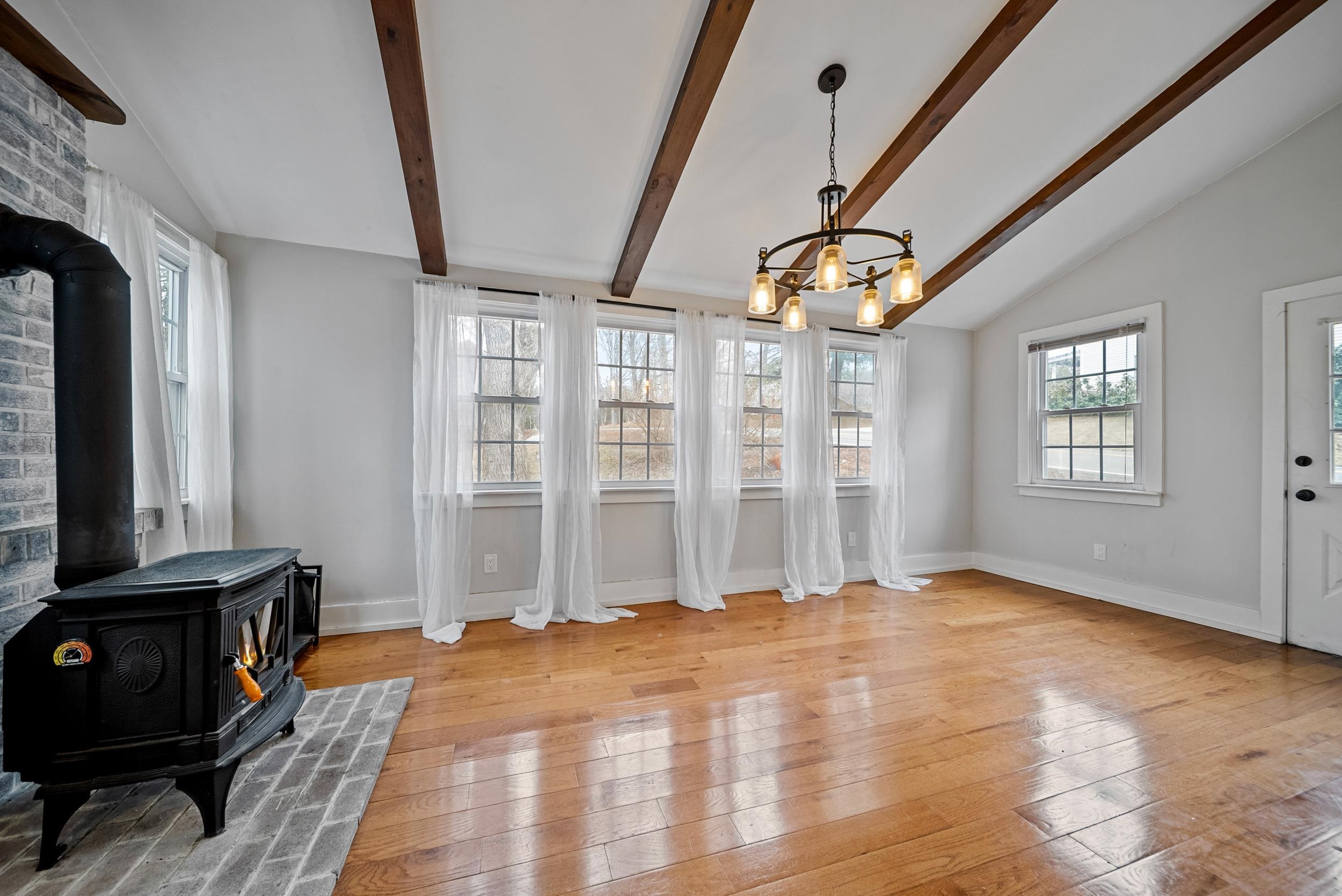 79 Haverhill Road Chester, NH 03036 - Photo 12 of 45 Gallery Image 12