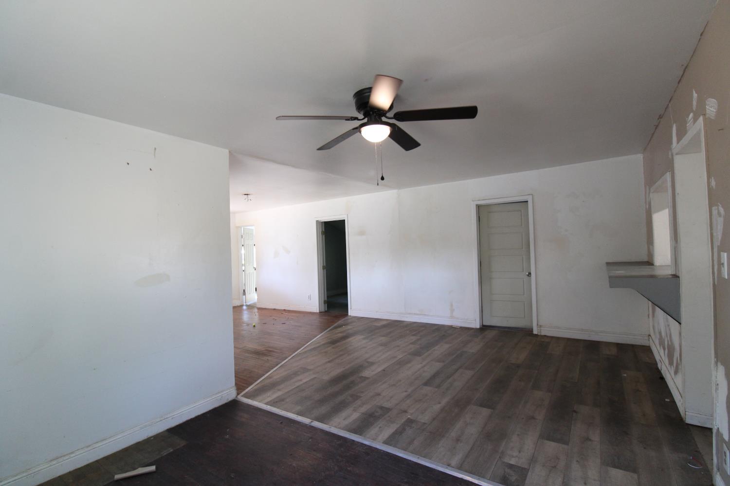 432 4th Street Clovis, CA 93612 - Photo 18 of 47