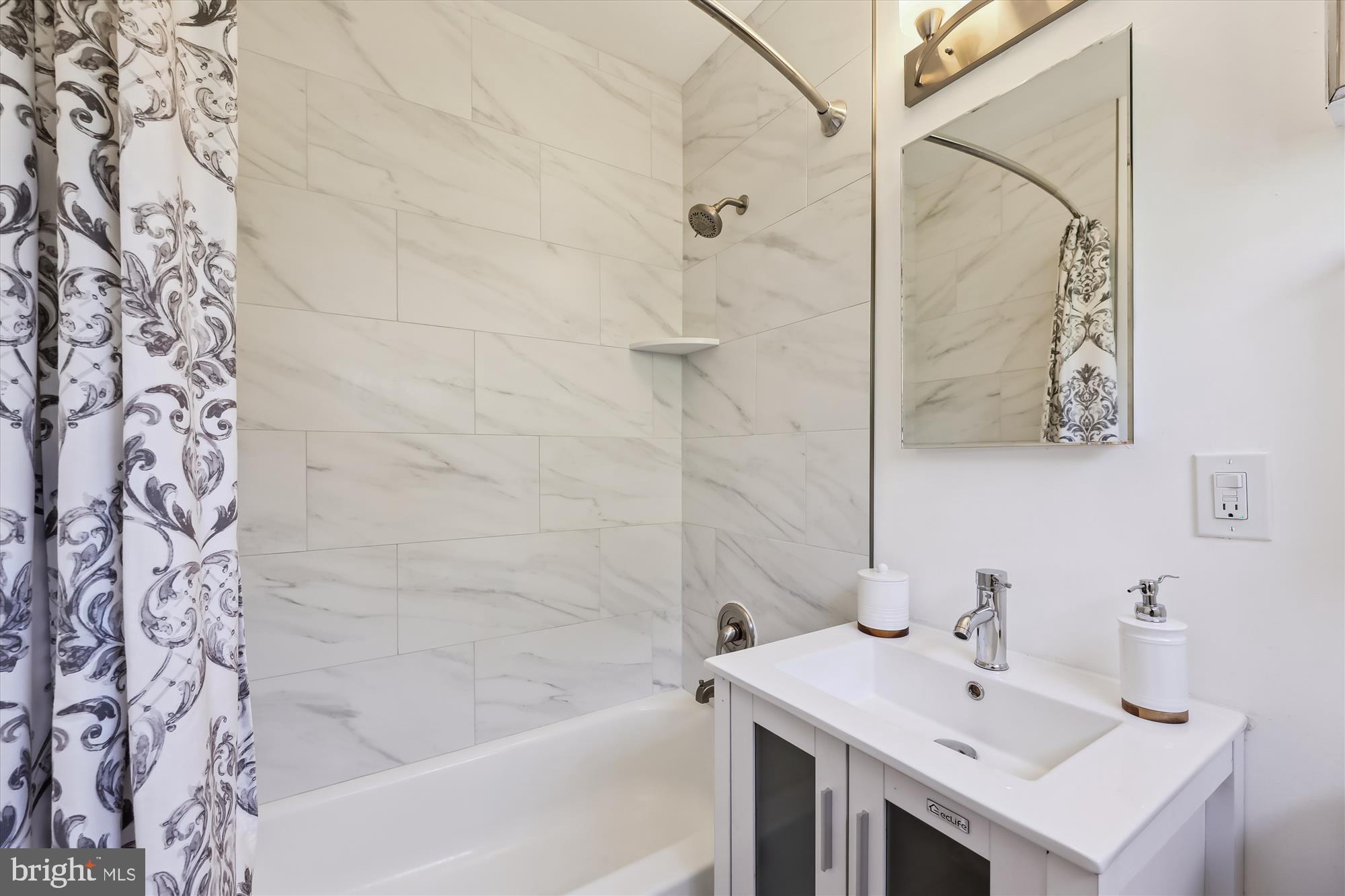 3424 Gunston Road Alexandria, VA 22302 - Photo 16 of 38