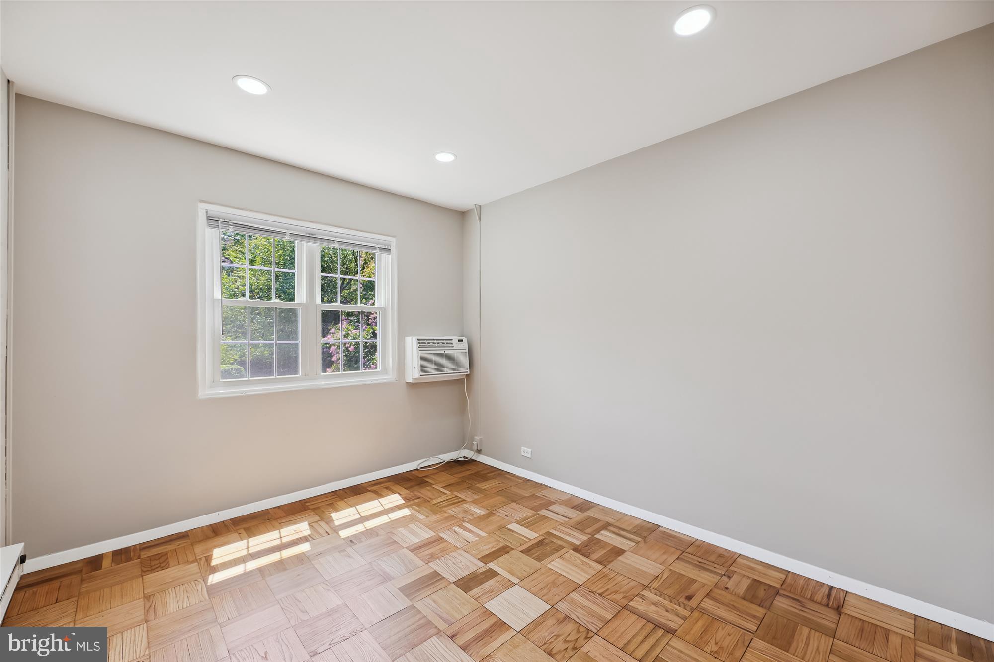 3424 Gunston Road Alexandria, VA 22302 - Photo 17 of 38