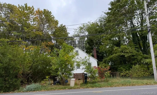 $449,900 | 1599 3rd Street, West Babylon, NY 11704