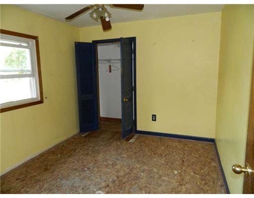 41 Riley Street Montezuma, OH 45866 - Photo 6 of 14 Gallery Image 6