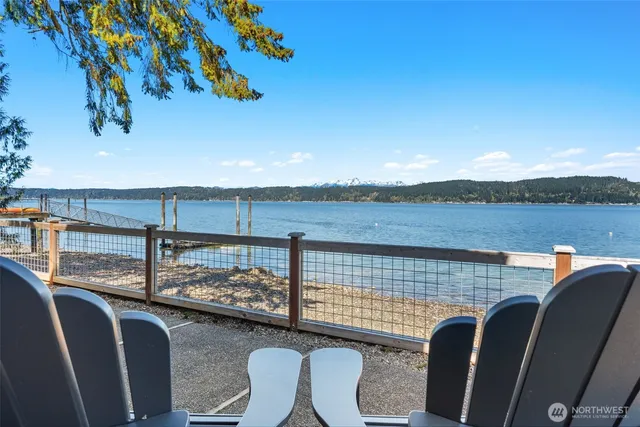 $1,075,000 | 14103 Highway 106, Belfair, WA 98528