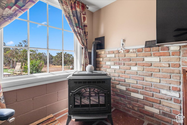 11450 Pigeon Hollow Road Spring City, UT 84662 - Photo 8 of 47 Detailed view of a wood stove
