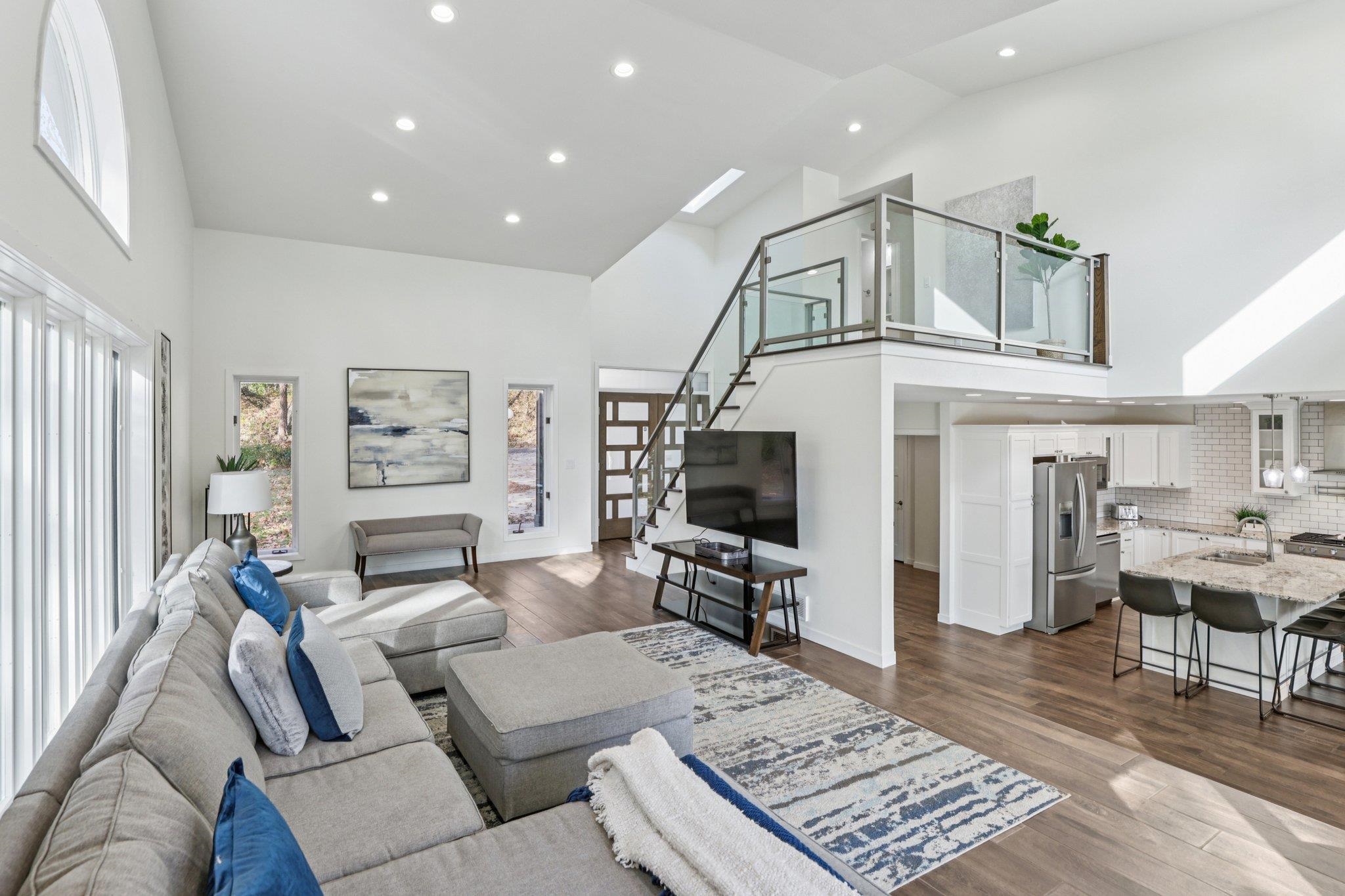 N5620 Thunderbird Road Portage, WI 53901 - Photo 5 of 36