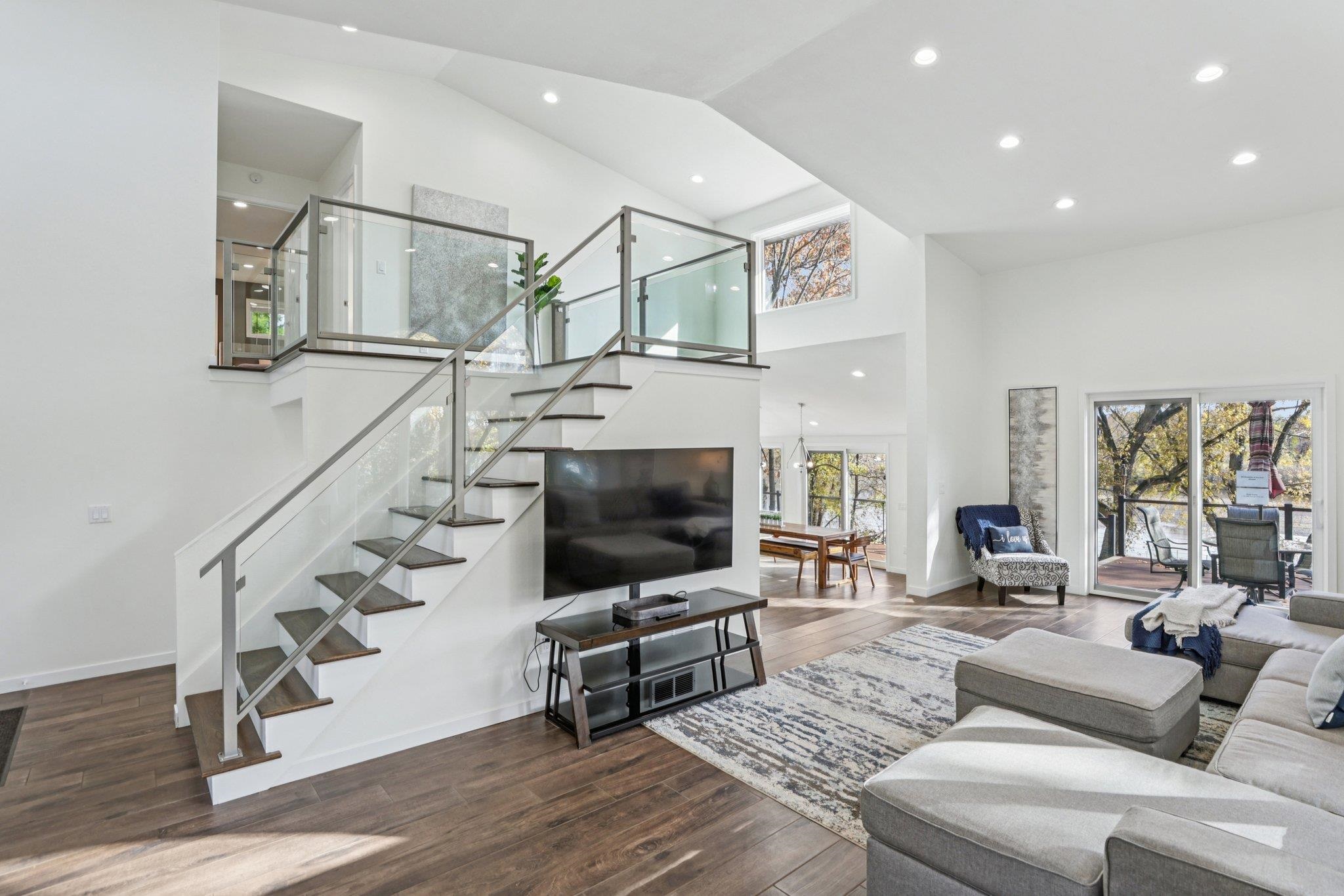 N5620 Thunderbird Road Portage, WI 53901 - Photo 6 of 36