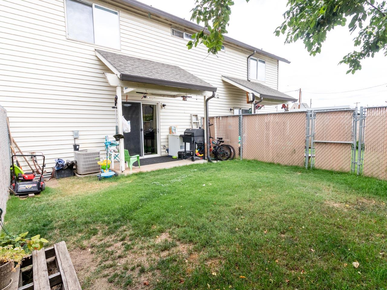 148 South Haskell Street Central Point, OR 97502 - Photo 10 of 15 10