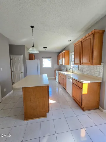 $2,595 | 2205 Dungiven Court, Garner, NC 27529