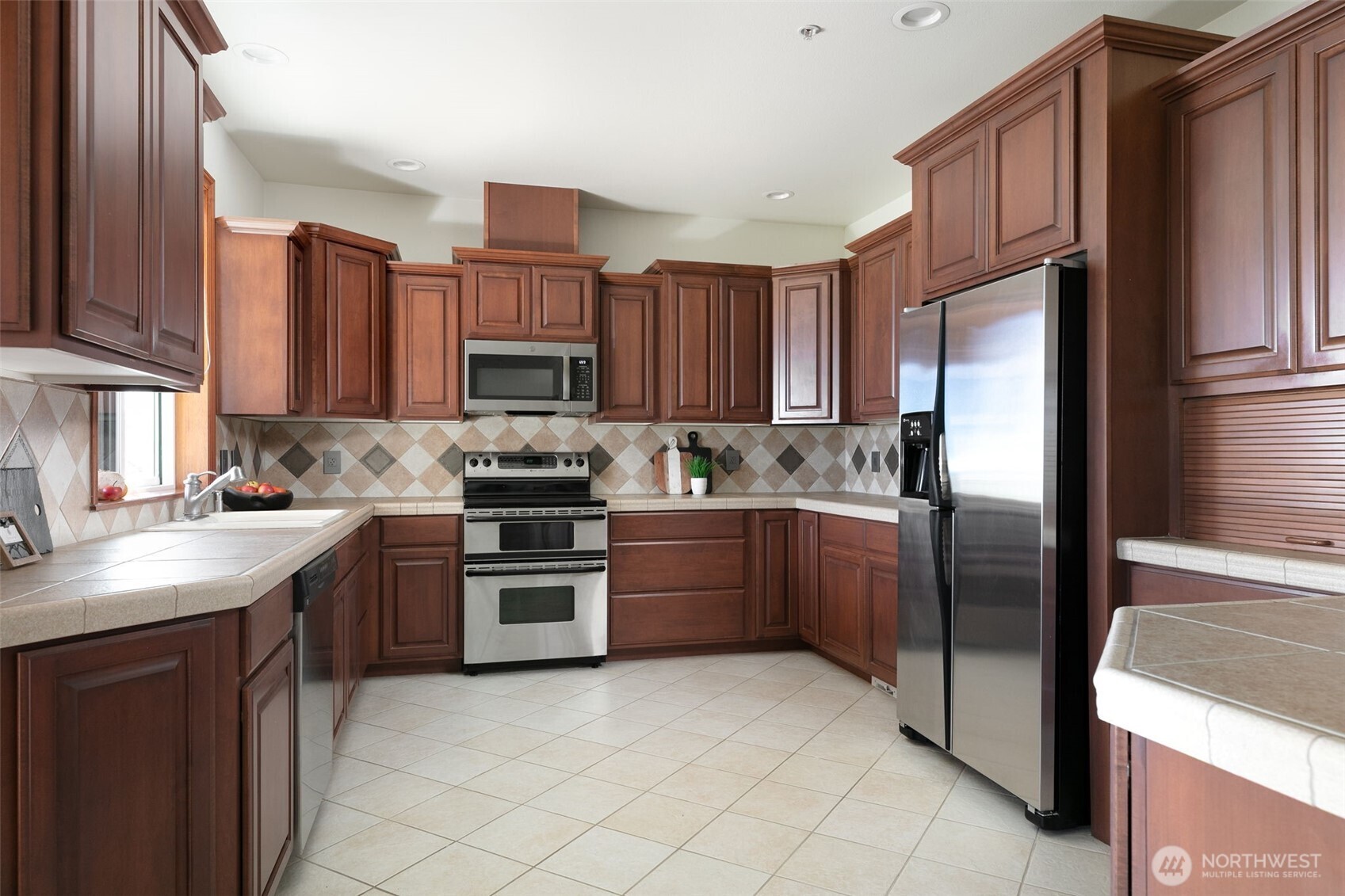 9150 Occidental Road, Unit 10 Yakima, WA 98903 - Photo 10 of 32