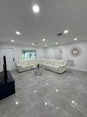 $779,900 | 632 Las Palmas Park, Boynton Beach, FL 33435