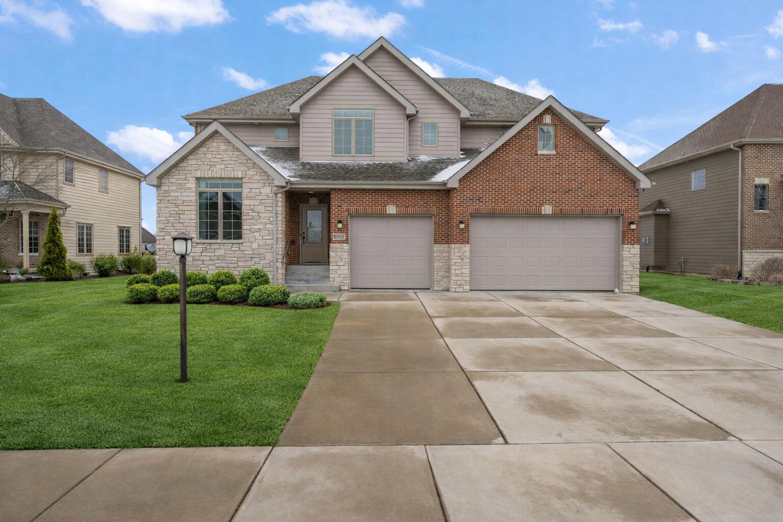 10057 New Devon Street Munster, IN 46321 - Photo 2 of 39 1536x1024