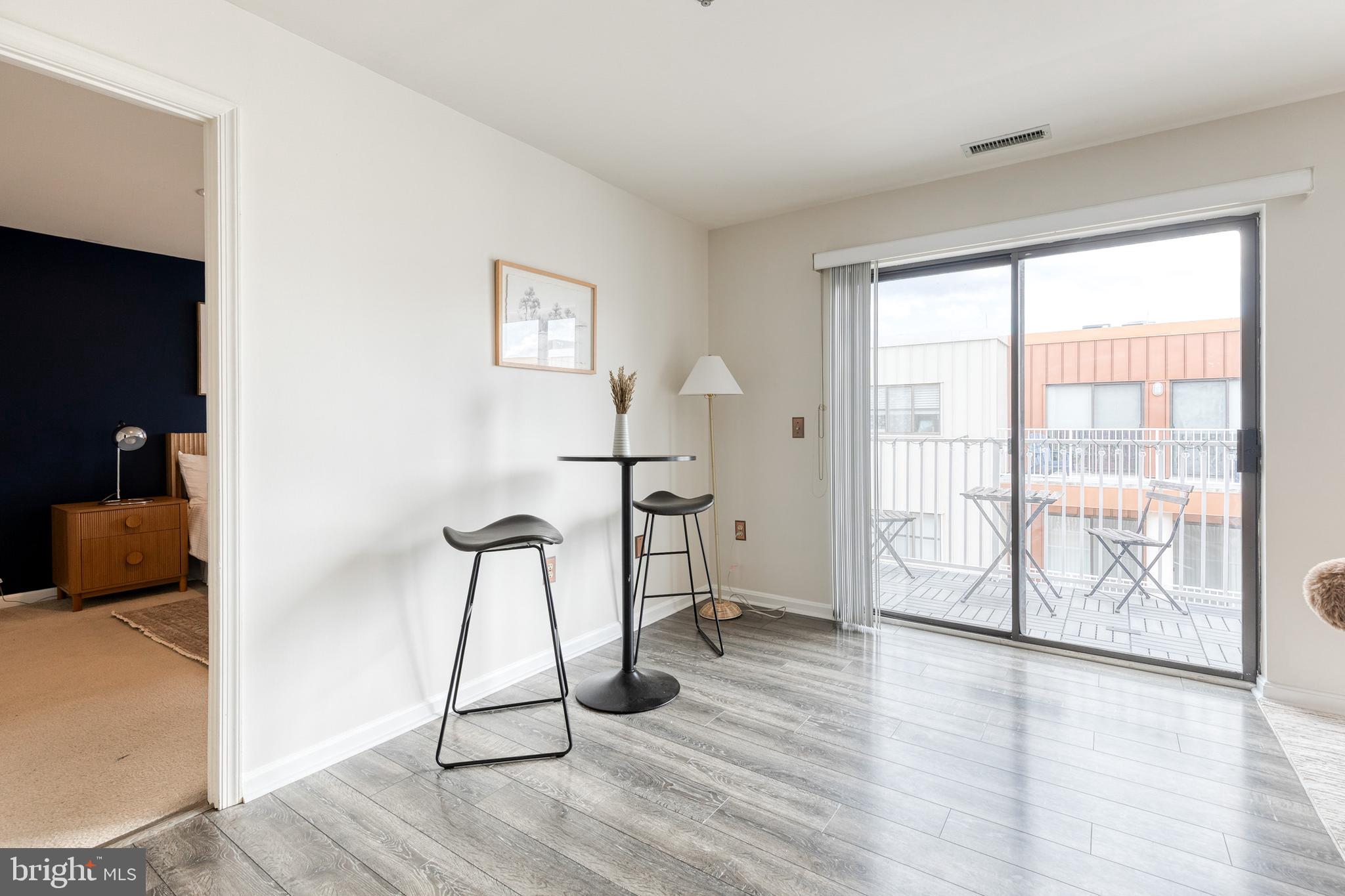 2702 Lighthouse Point East, Unit 719 Baltimore, MD 21224 - Photo 14 of 34